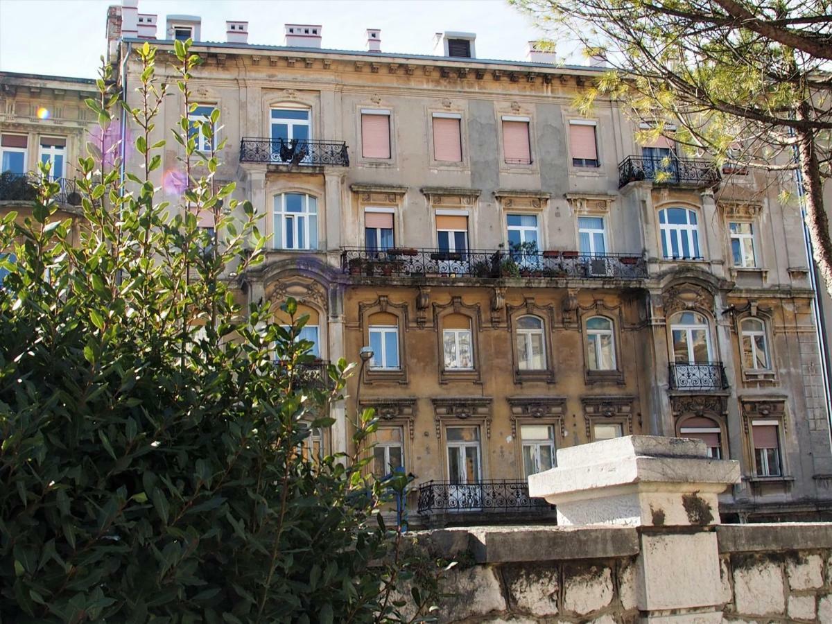 شقة غييكا  في Apartman Baronessa Agatha المظهر الخارجي الصورة